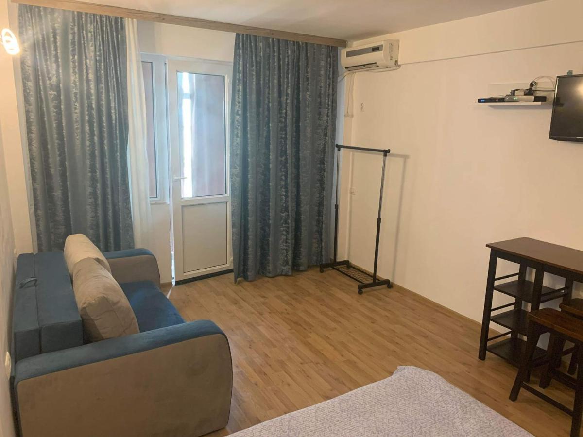 Studio Edara Apartment เอโฟริเอนอร์ด ภายนอก รูปภาพ