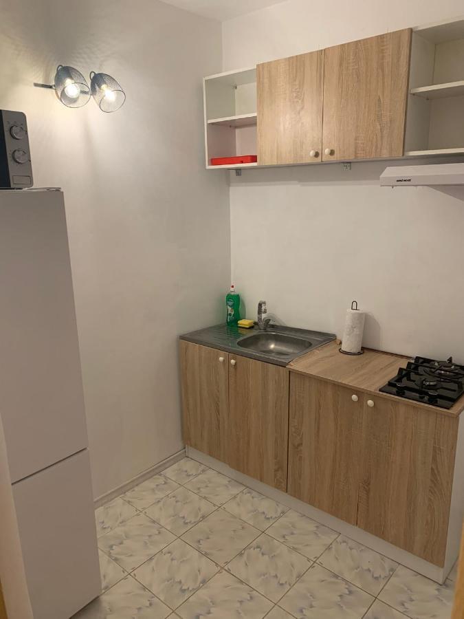 Studio Edara Apartment เอโฟริเอนอร์ด ภายนอก รูปภาพ